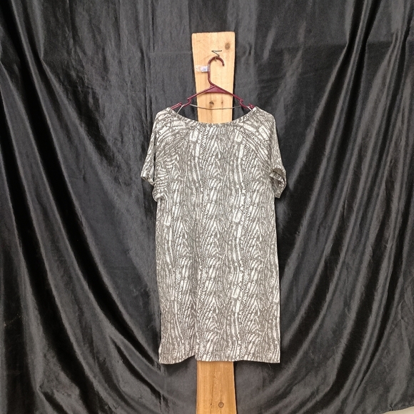 Cable & Gauge Green Patterned Top - Picture 7 of 9